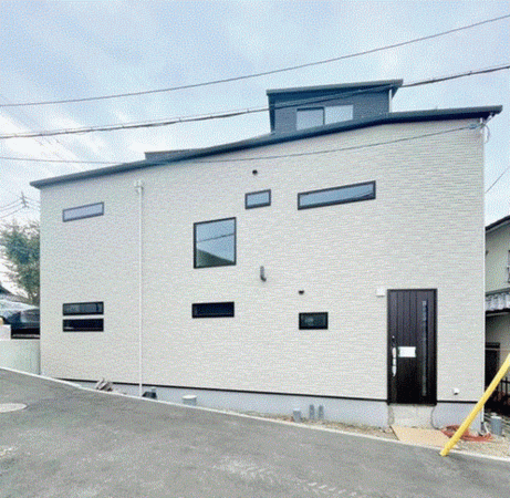 川西市東多田、新築一戸建ての外観画像です
