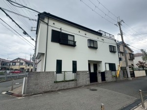 川西市南花屋敷、中古一戸建ての外観画像です