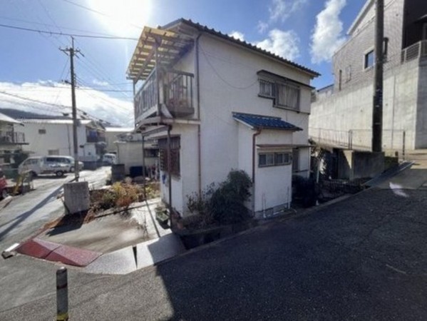 川西市滝山町、土地の画像です