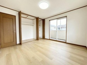 川西市丸山台、中古一戸建ての寝室画像です
