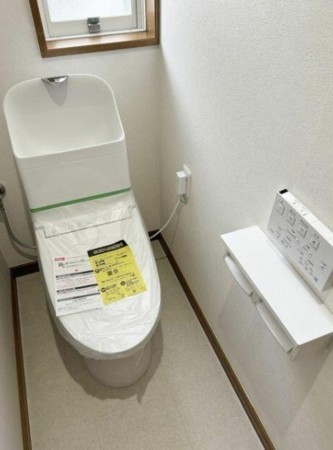 川西市丸山台、中古一戸建てのトイレ画像です