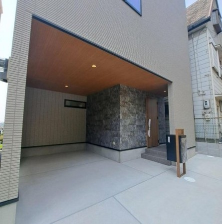 川西市加茂、新築一戸建ての外観画像です