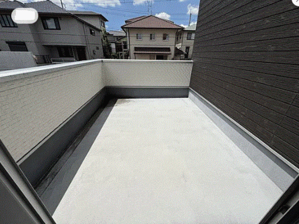 川西市萩原台、中古一戸建てのバルコニー画像です