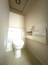 宝塚市、マンションのトイレ画像です