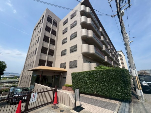 、マンションの外観画像です