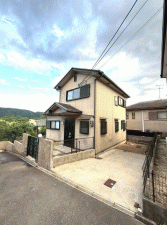 川西市鼓が滝、中古一戸建ての外観画像です