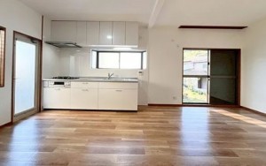 川西市けやき坂、中古一戸建ての内装画像です