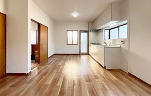 川西市けやき坂、中古一戸建ての内装画像です