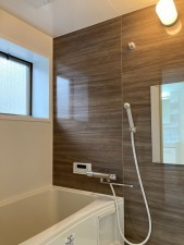 川西市けやき坂、中古一戸建ての風呂画像です