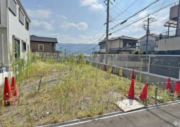 川西市鴬の森町、土地の外観画像です