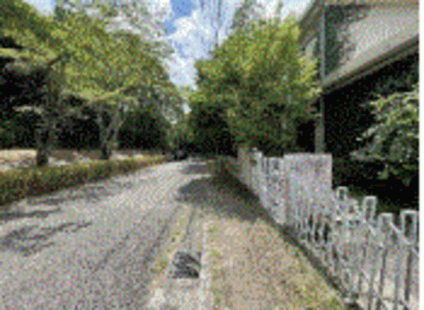 川西市水明台、土地の前面道路を含む現地写真画像です