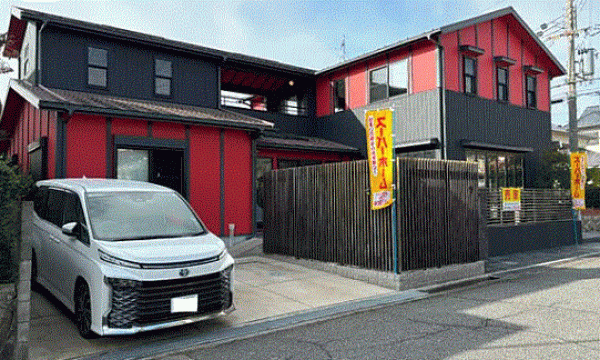 川西市大和、中古一戸建ての外観画像です