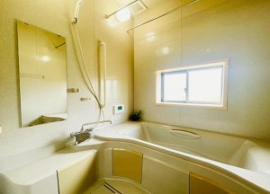 川西市丸山台、中古一戸建ての風呂画像です