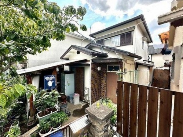 川西市見野、中古一戸建ての画像です