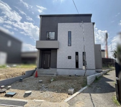 川西市東畦野、新築一戸建ての外観画像です
