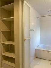 川西市丸山台、マンションの画像です