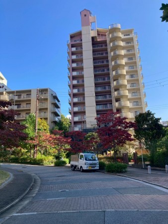 川西市丸山台、マンションの画像です