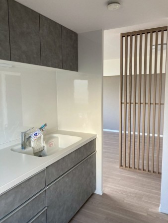 川西市丸山台、マンションのキッチン画像です