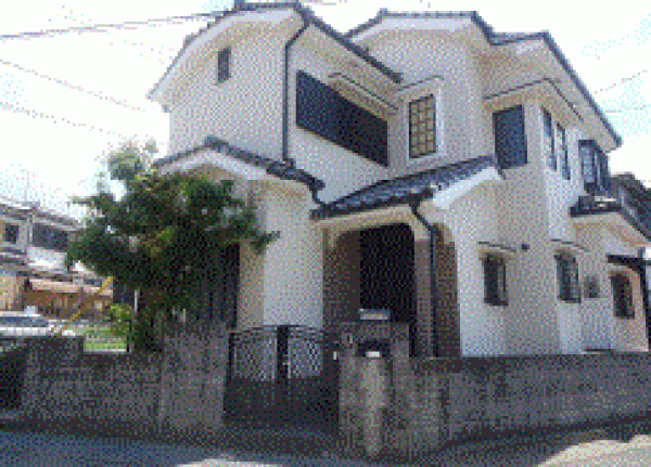 川西市東畦野、中古一戸建ての外観画像です