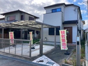 川西市大和、中古一戸建ての外観画像です