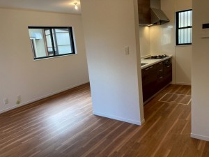 川西市大和、中古一戸建てのキッチン画像です