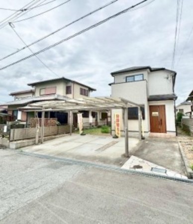 川西市大和、中古一戸建ての外観画像です