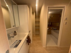 川西市丸山台、マンションの画像です