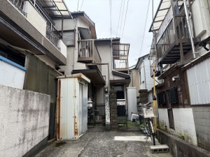 川西市南花屋敷、中古一戸建ての画像です