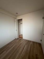 川西市久代、マンションの寝室画像です