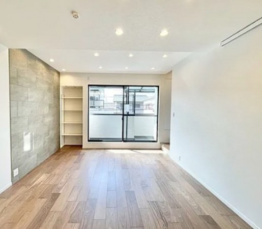 川西市美園町、中古一戸建ての居間画像です