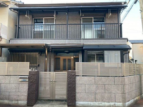 川西市東畦野、中古一戸建ての外観画像です