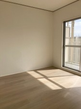 川西市清和台、マンションの内装画像です