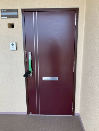 川西市清和台、マンションの玄関画像です