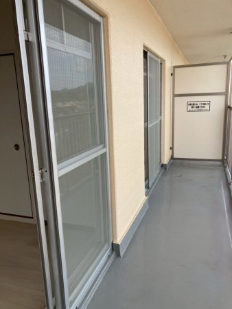 川西市清和台、マンションのバルコニー画像です