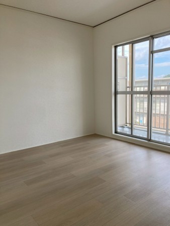 川西市清和台、マンションの内装画像です