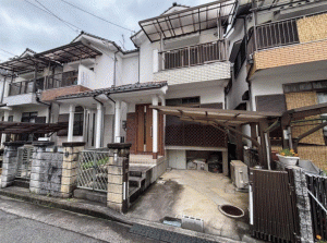 川西市西畦野、中古一戸建ての外観画像です