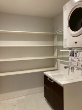 川西市向陽台、新築一戸建ての洗面画像です