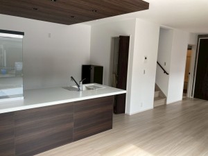 川西市向陽台、新築一戸建てのキッチン画像です