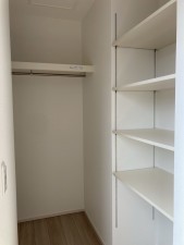 川西市向陽台、新築一戸建ての収納画像です