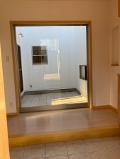 川西市南野坂、中古一戸建ての画像です