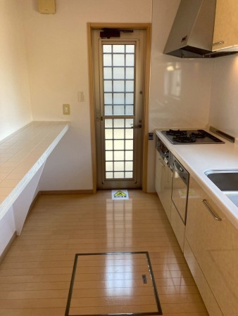 川西市南野坂、中古一戸建ての画像です