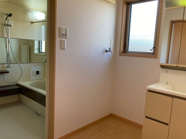 川西市南野坂、中古一戸建ての画像です