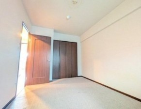 川西市新田、マンションの内装画像です