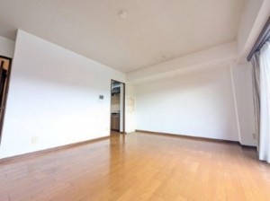 川西市新田、マンションの内装画像です