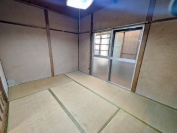 川西市絹延町、中古一戸建ての画像です