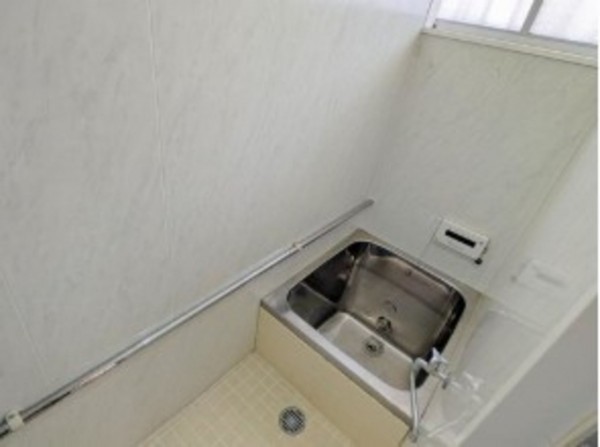 川西市絹延町、中古一戸建ての風呂画像です