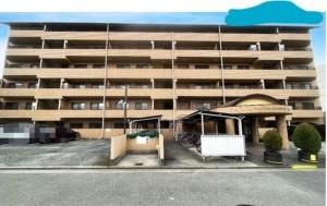 川西市東多田、マンションの外観画像です