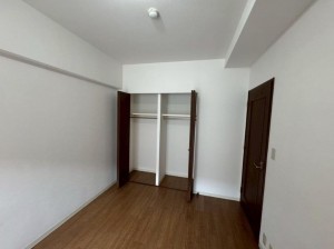 川西市寺畑、マンションの画像です