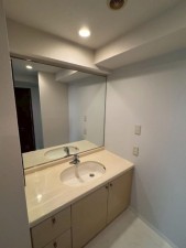 川西市寺畑、マンションの画像です