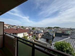 川西市寺畑、マンションの画像です